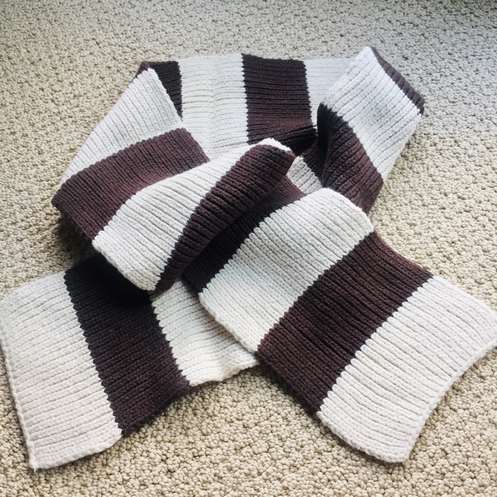 Old Navy scarf